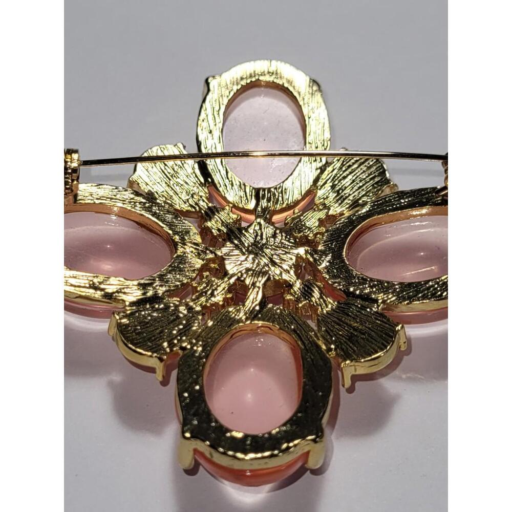 Vintage Style Pink Cabochon Brooch Pin Gold Tone Statement Jewelry Accessory - Picture 8 of 15